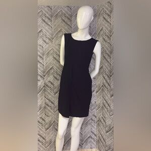 Zenobia size 6 women’s sleeveless mini black dress